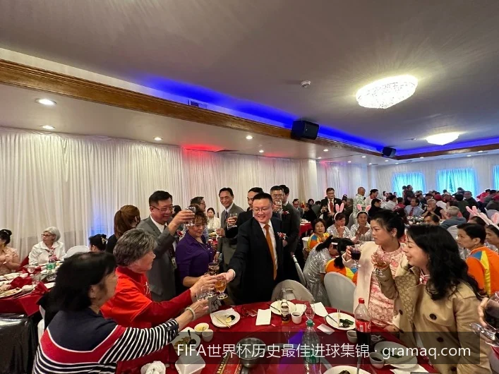 罗纳尔多与梅西的封神时刻：世界杯巨星经典破门瞬间高清解析